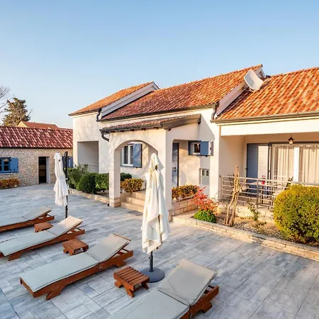 Luxury Carlin With Heated Pool * Pridraga